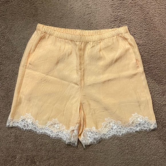 J Crew 5” Stratus Lace-Trim Short In Textured Satin - Banana Cream - Picture 5 of 9